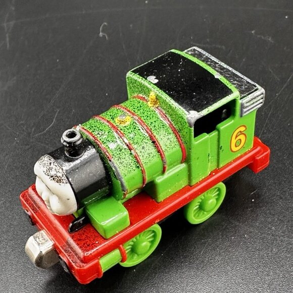 Thomas & Friends Take n Play Along 2002 Coal Dust Covered Percy Vtg Diecast - Picture 3 of 11